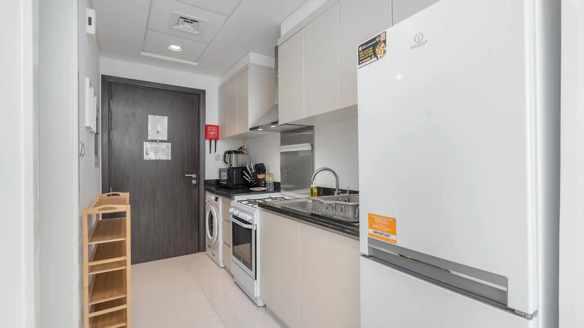 Beautifully Furnished Studio With Skyline Views Dubai